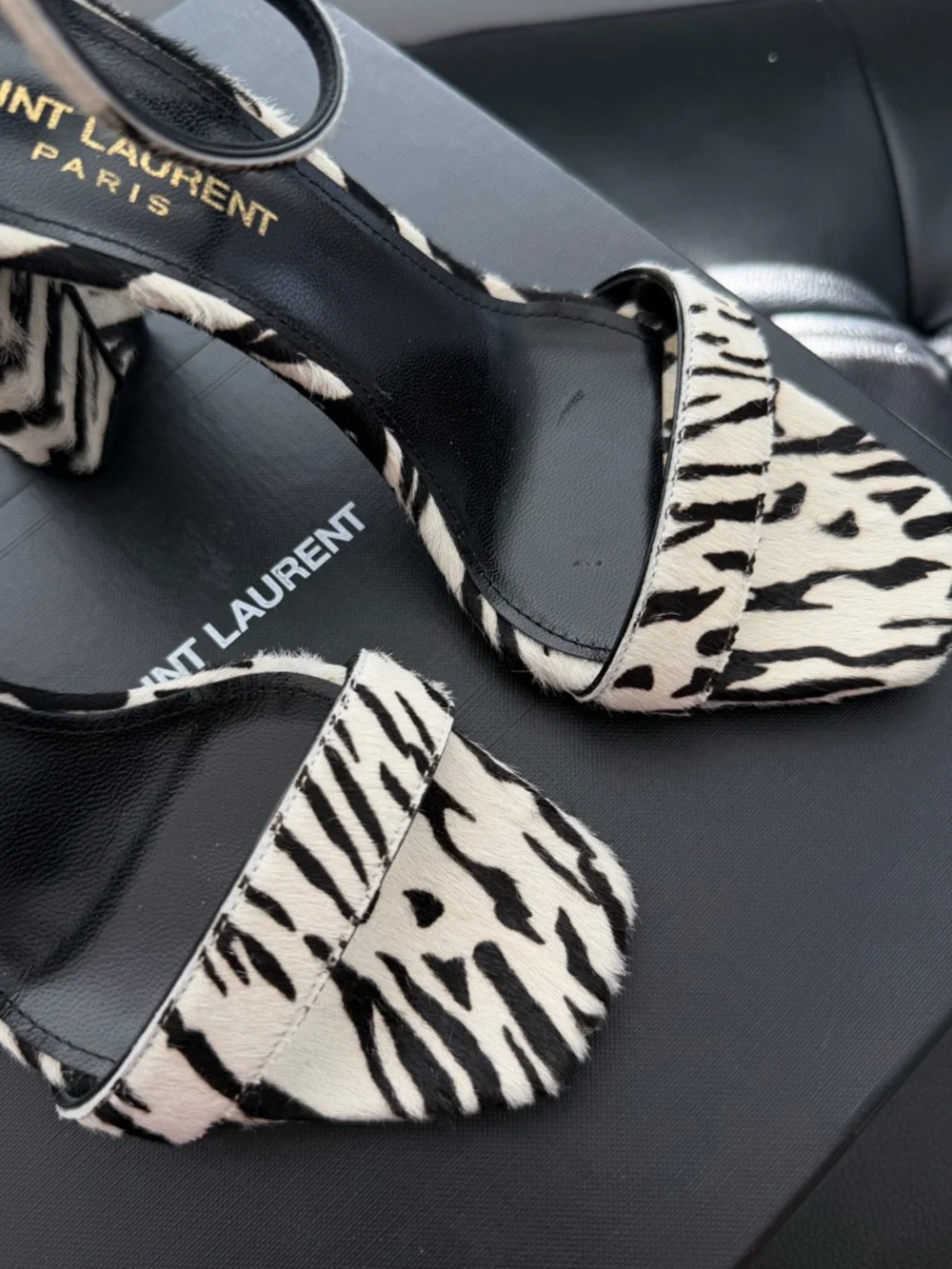 Saint Laurent Pony Haired Zebra heels - Picture 3 of 5